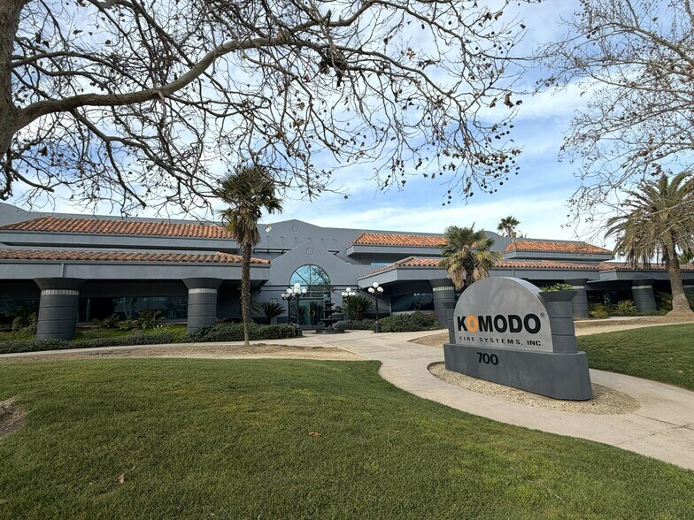 Primary Photo Of 700 Jarvis Dr, Morgan Hill Manufacturing For Sale