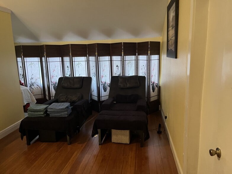 More Photos Of 3852 Killearn Ct, Tallahassee Loft Creative Space For Sale