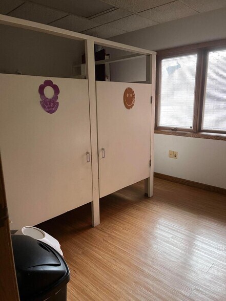 More Photos Of 3375 Merriam St, Muskegon Office For Lease