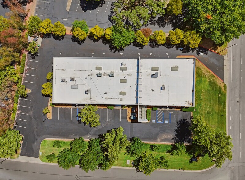 More Photos Of 871 Latour Ct, Napa Manufacturing For Lease