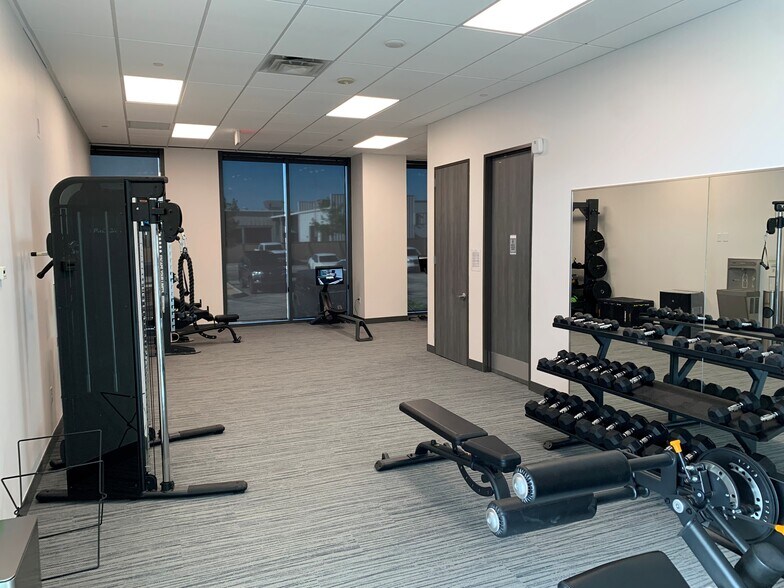 More Photos Of 7330 San Pedro Ave, San Antonio Office For Lease