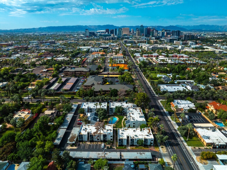 More Photos Of 302 E Monte Vista, Phoenix Multifamily For Sale