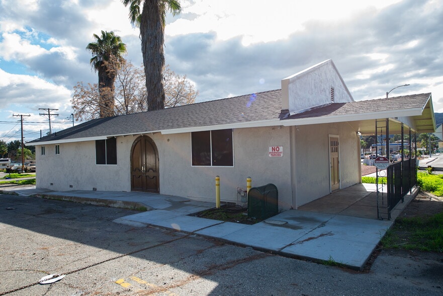 More Photos Of 30830 Riverside Dr, Lake Elsinore Religious Facility For Sale
