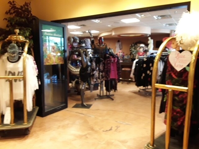 More Photos Of 73600 Alessandro Dr, Palm Desert Health Club For Lease
