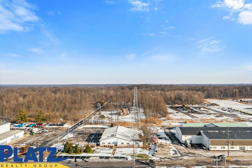 More Photos Of 8063 Southern Blvd, Youngstown Warehouse For Lease