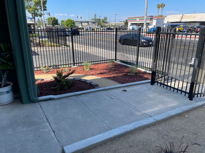 More Photos Of 2131 Placentia Ave, Costa Mesa Manufacturing For Lease