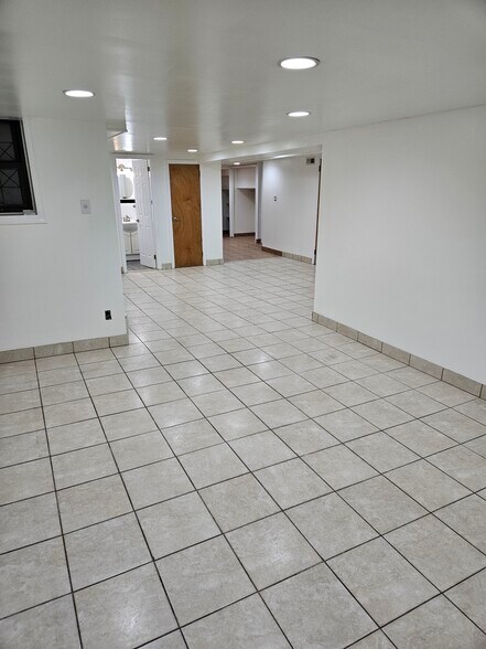 More Photos Of 4605 30th Ave, Astoria Apartments For Lease