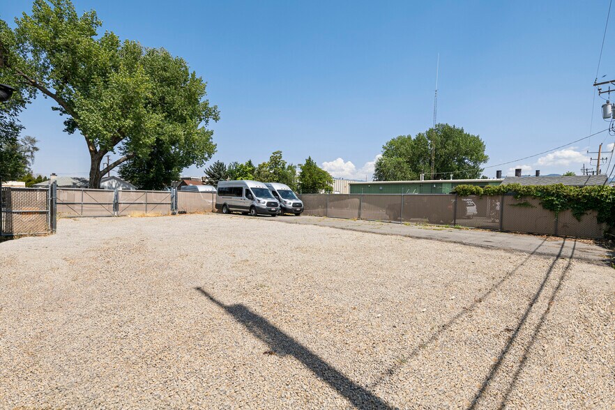 More Photos Of 971 Margaret Ave, Salt Lake City Service For Sale