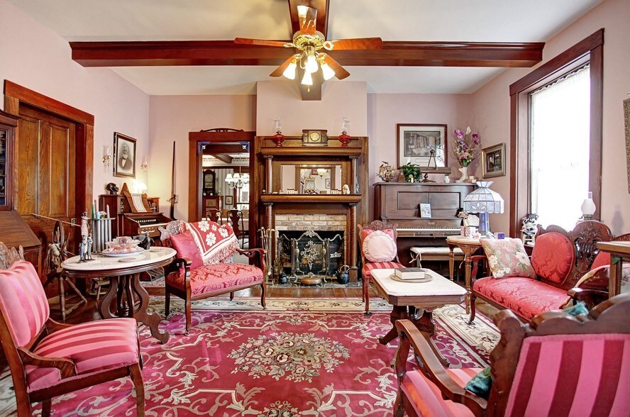 More Photos Of 80 W State St, Springboro Hospitality For Sale