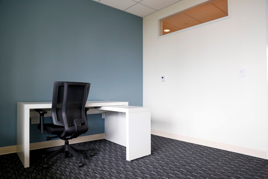 More Photos Of 6301 Gaston Ave, Dallas Coworking Space