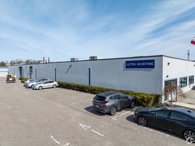 Primary Photo Of 95 Horseblock Rd, Yaphank Light Distribution For Lease