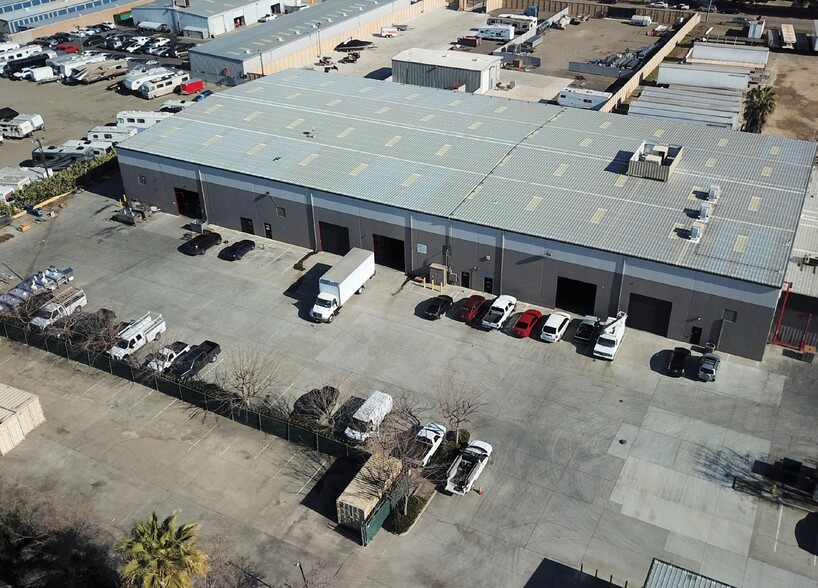 Primary Photo Of 503-523 W Larch Rd, Tracy Warehouse For Lease