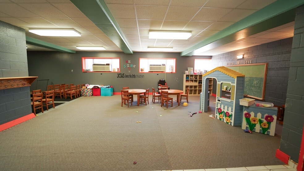 More Photos Of 1130 S. Broadway, Wichita Religious Facility For Sale