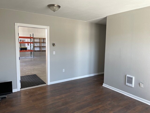 More Photos Of 1170 Anderson Pl SE, Albany Warehouse For Lease