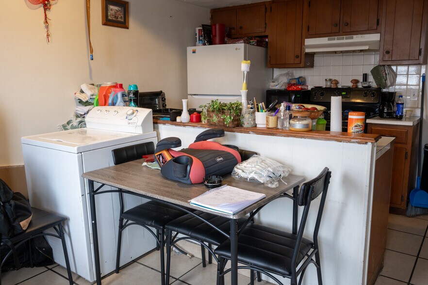 More Photos Of 1500 Summit St, Portsmouth Apartments For Sale