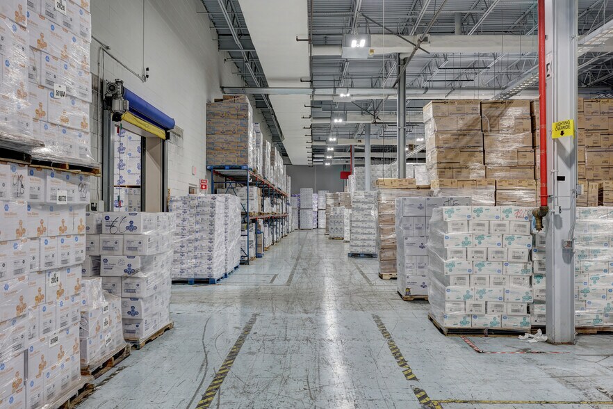 More Photos Of 225 Phillips Blvd, Ewing Flex For Sale