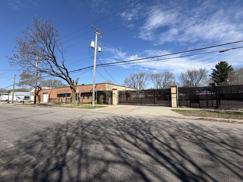Primary Photo Of 345 Atwater St, Saint Paul Warehouse For Lease