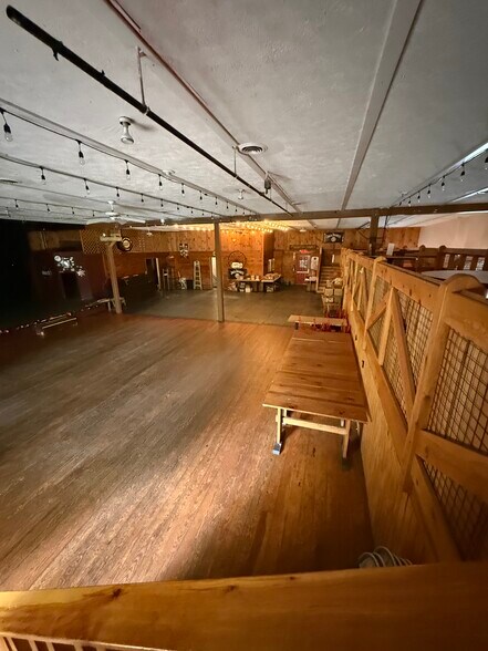 More Photos Of 10 Ruth St, Vernon General Retail For Sale