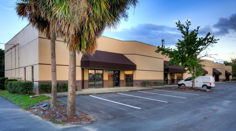 More Photos Of 1301 SW 37th Ave, Ocala Showroom For Lease