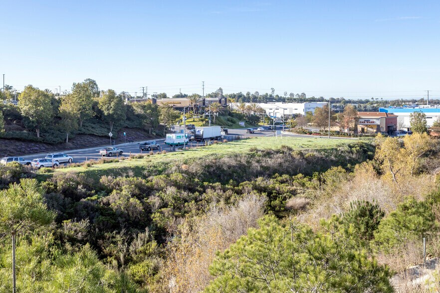 More Photos Of Business Park Dr & Poinsettia Ave, Vista Carwash For Sale