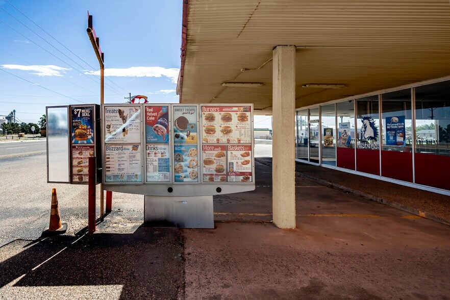 More Photos Of 1612 US-70, Olton Restaurant For Sale