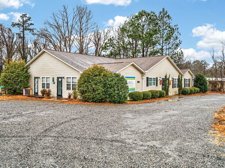 More Photos Of 1480 McNeill Rd, Sanford Flex For Sale