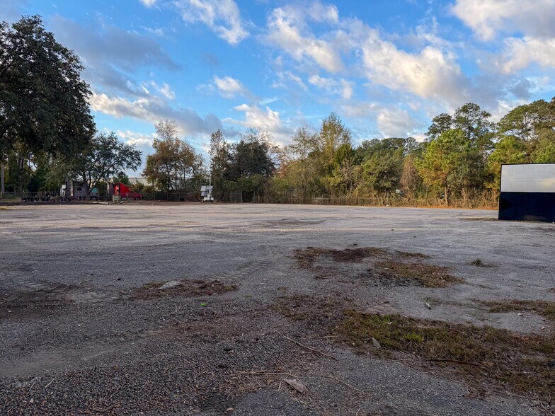 More Photos Of 3749 Ashley Phosphate Rd, North Charleston Land For Lease