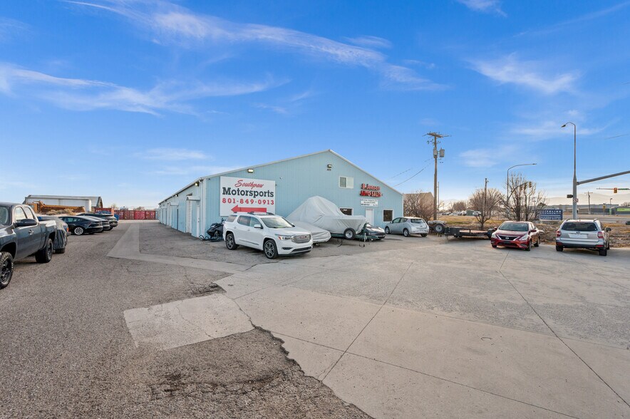 More Photos Of 4375 W Copper Hills Pky, West Jordan Warehouse For Lease