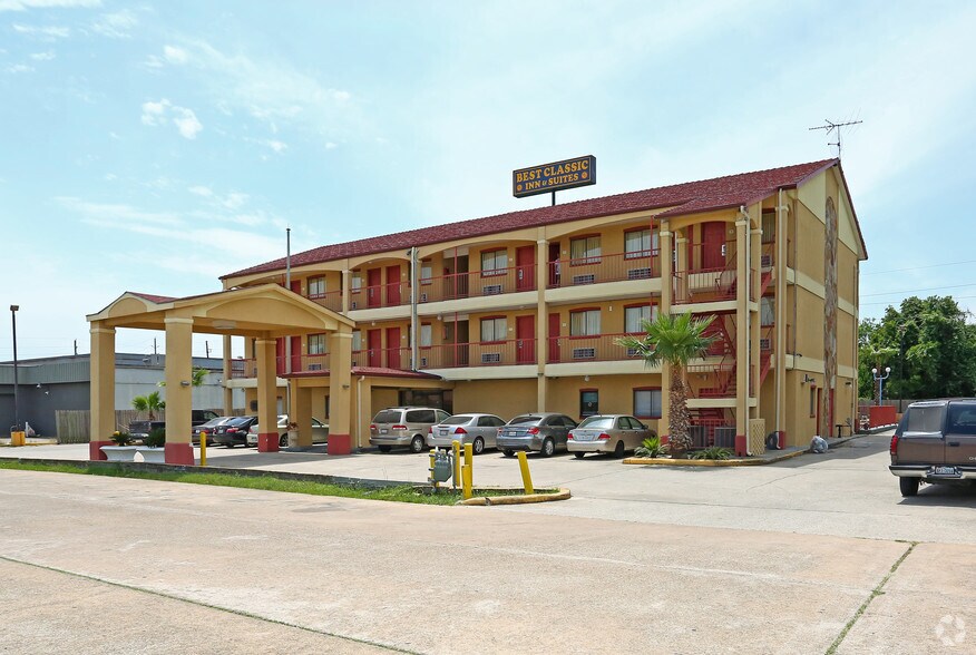 More Photos Of 13611 Rankin Cor W, Houston Hotel For Sale