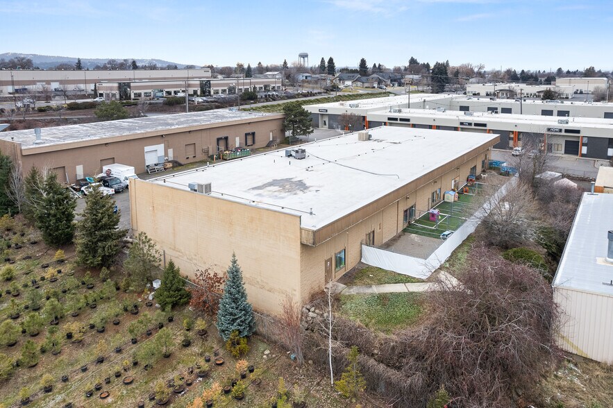 More Photos Of 9922 E Montgomery Rd, Spokane Valley Flex For Lease