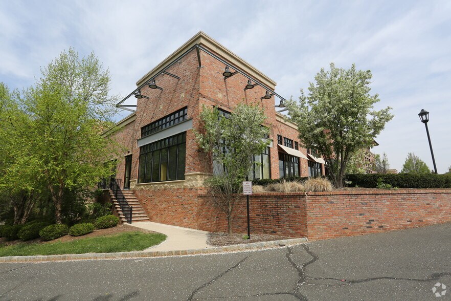 More Photos Of 25 Mountainview Blvd, Basking Ridge Storefront Retail Office For Lease