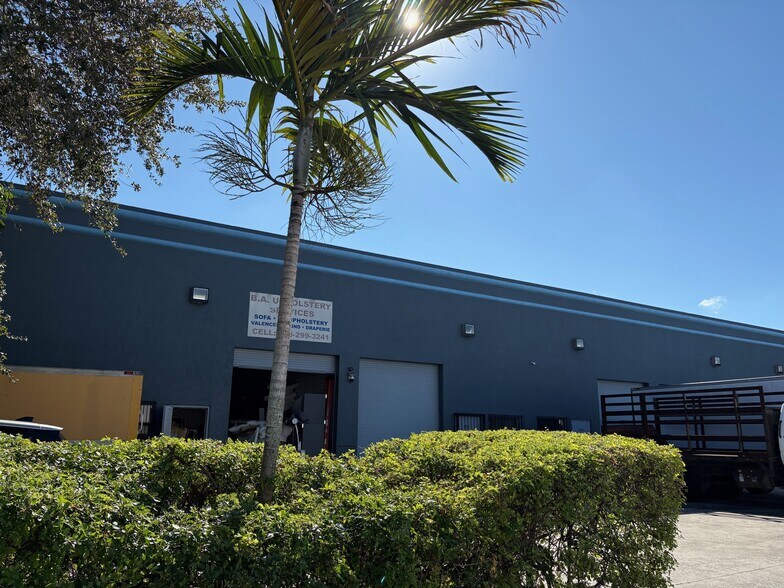 Primary Photo Of 1302-1314 NE 123rd St, Miami Warehouse For Lease