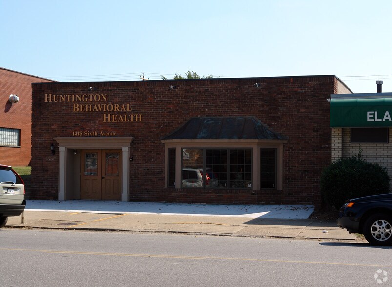 Primary Photo Of 1415 6th Ave, Huntington Office For Sale