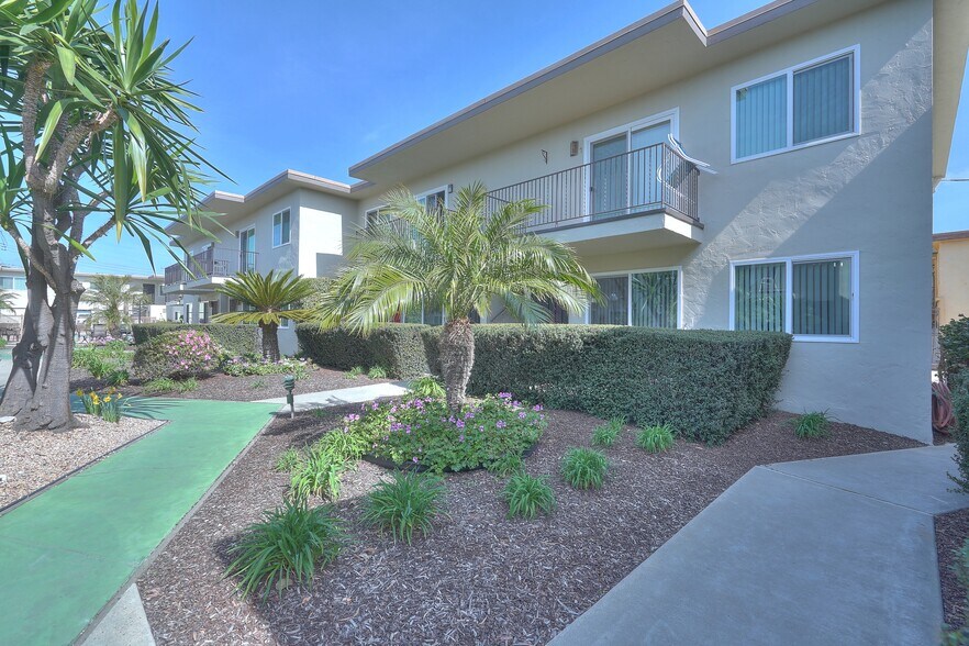 More Photos Of 561 Park Way, Chula Vista Apartments For Sale