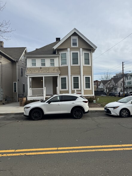 More Photos Of , Stamford Multifamily For Sale