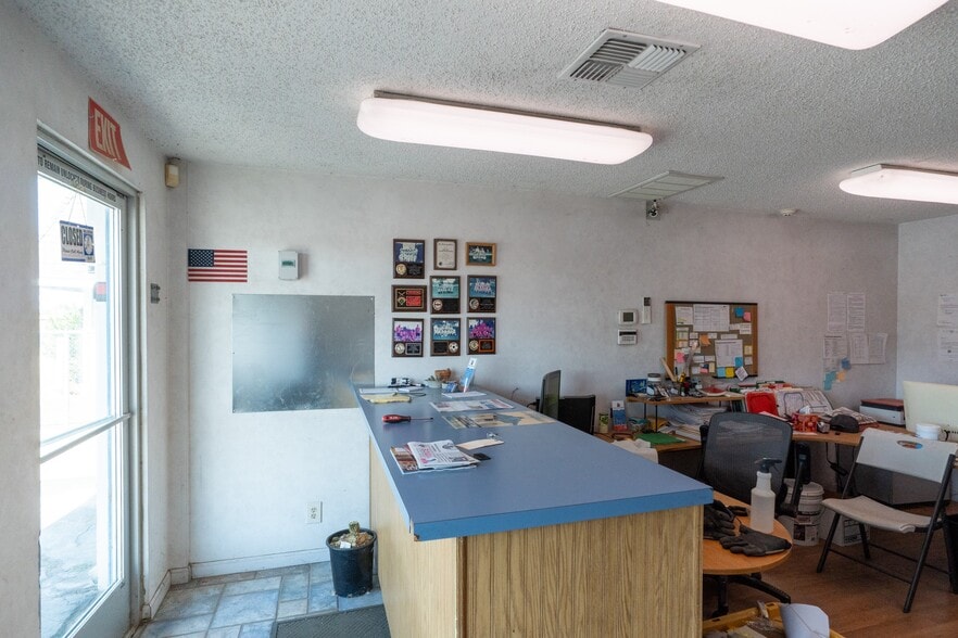 More Photos Of 2579 Atwater Blvd, Atwater Freestanding For Sale