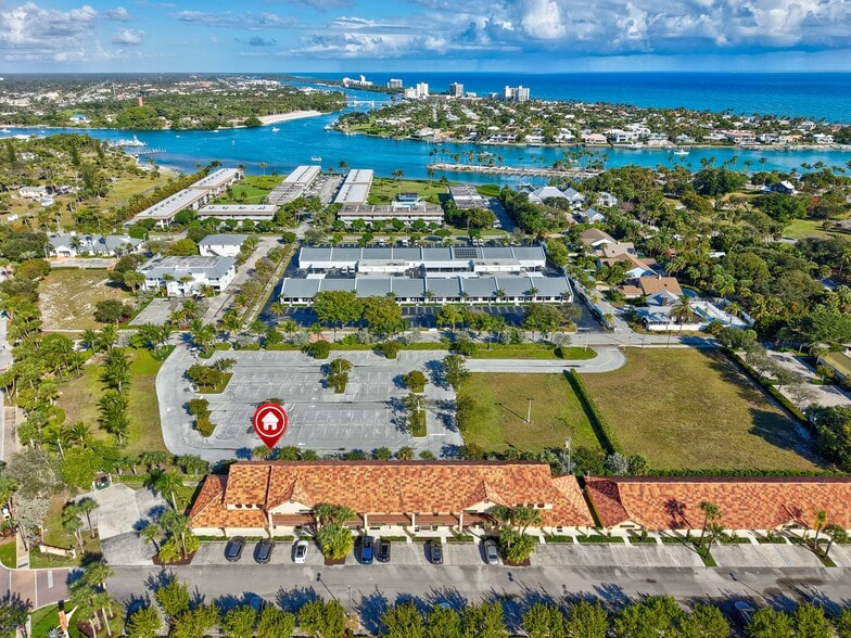 More Photos Of 725 N A1A, Jupiter Medical For Sale