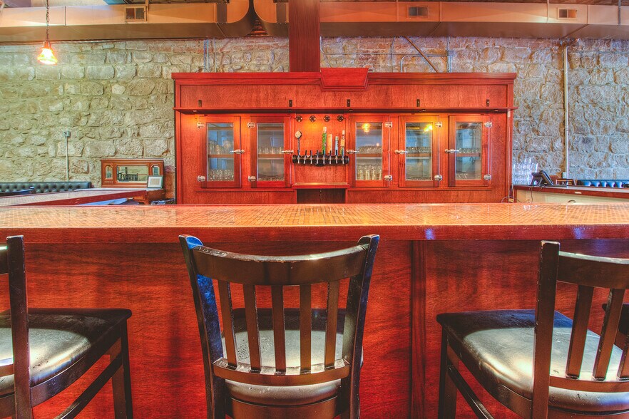 More Photos Of 5 N Front St, Yakima Restaurant For Lease