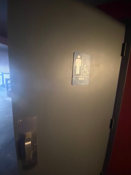 More Photos Of 220 S Campbell Ave, Springfield Storefront Retail Office For Sale