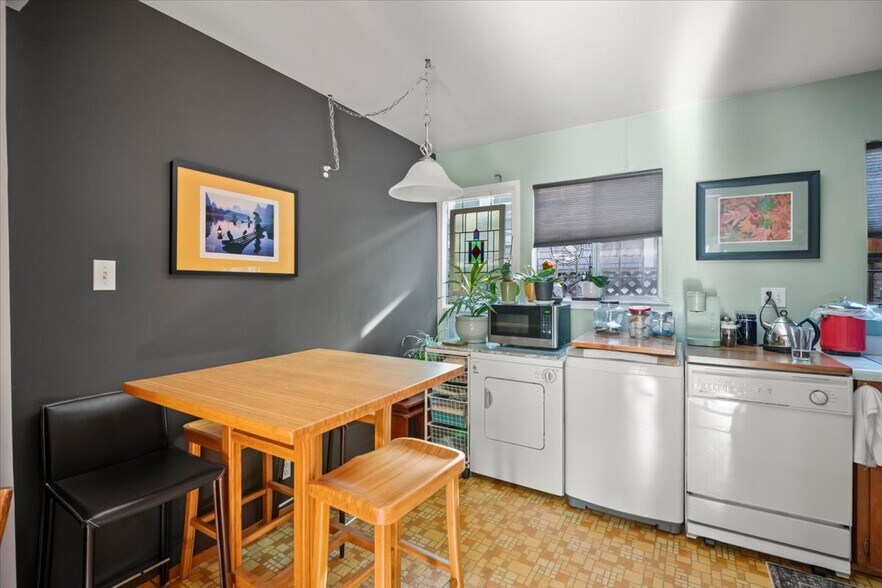 More Photos Of 84 Monte Vista Ave, Oakland Apartments For Sale