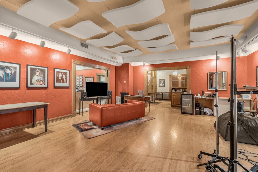 More Photos Of 233 SE 4th St, Pendleton Restaurant For Sale