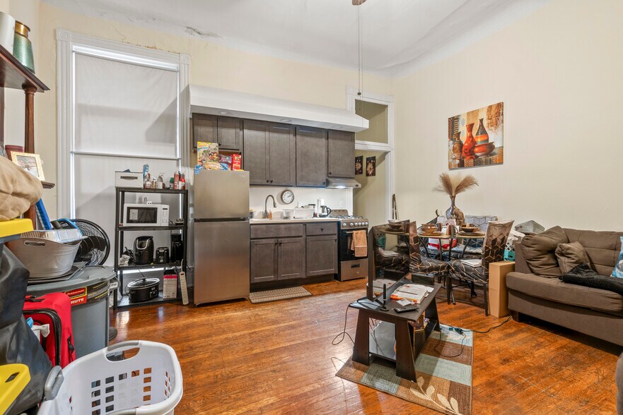 More Photos Of , Baltimore Multifamily For Sale