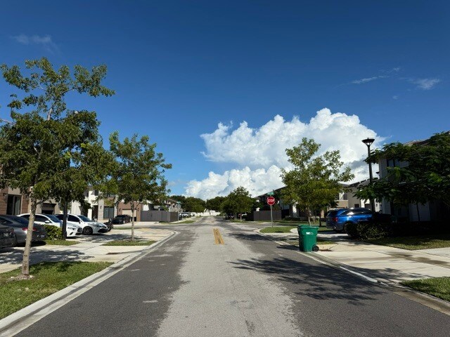 More Photos Of 107-245 NW 12th Ct, Homestead Apartments For Sale