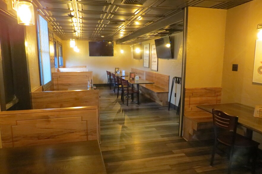 More Photos Of 2309 Columbia Ave, Lancaster Restaurant For Sale