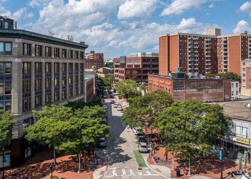 More Photos Of 21 Pleasant St, Malden Loft Creative Space For Lease