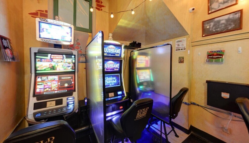 More Photos Of 5615 W Roosevelt Rd, Cicero Restaurant For Sale
