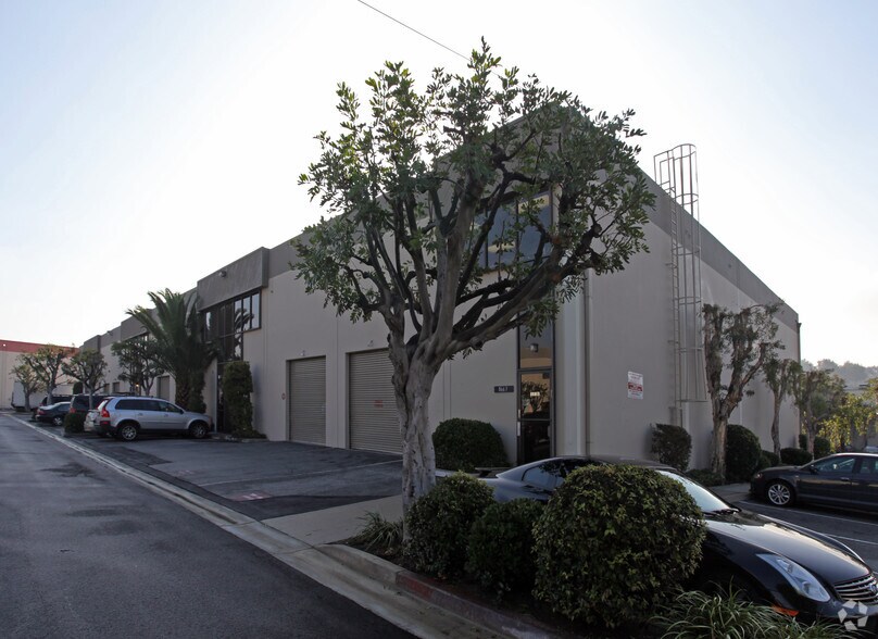 More Photos Of 8651-8671 Hayden Pl, Culver City Warehouse For Lease