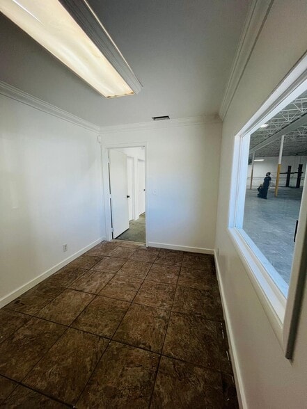 More Photos Of 810 NW 1st Ave, Boca Raton Warehouse For Lease