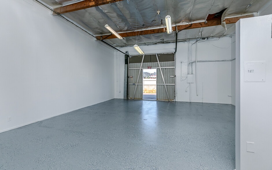 More Photos Of 24646 Redlands Blvd, Loma Linda Storefront For Sale