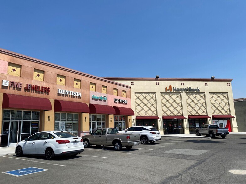 More Photos Of 2765-2775 El Camino Real, Santa Clara Freestanding For Lease